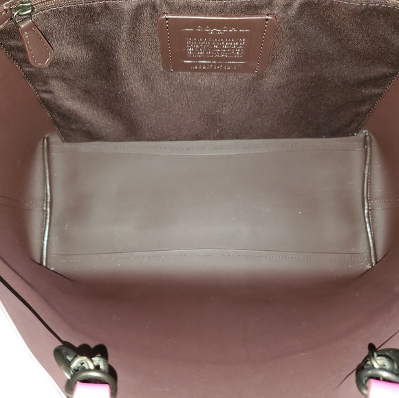 Retail Refined Leather Chain Coach Tote - Picture 4 of 8